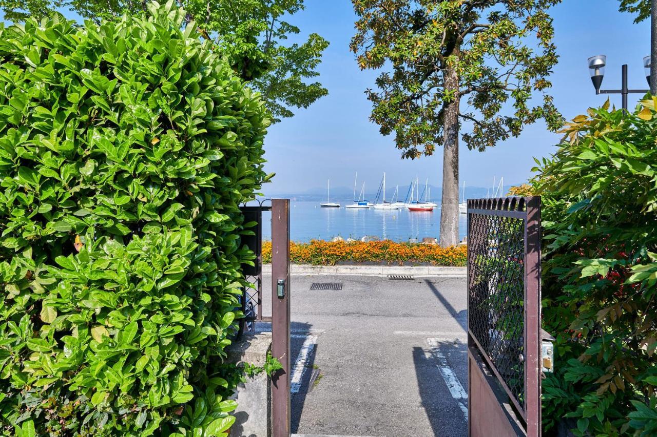 Front Lake Studio With Loft Bed And Pool Bardolino Exterior photo